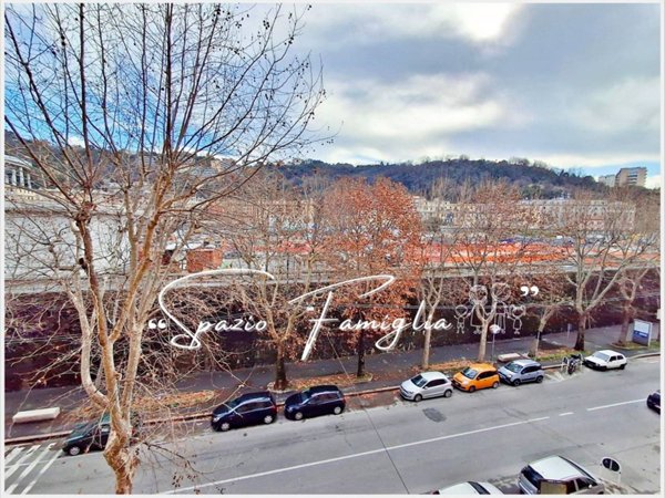 appartamento in vendita a Genova in zona Certosa