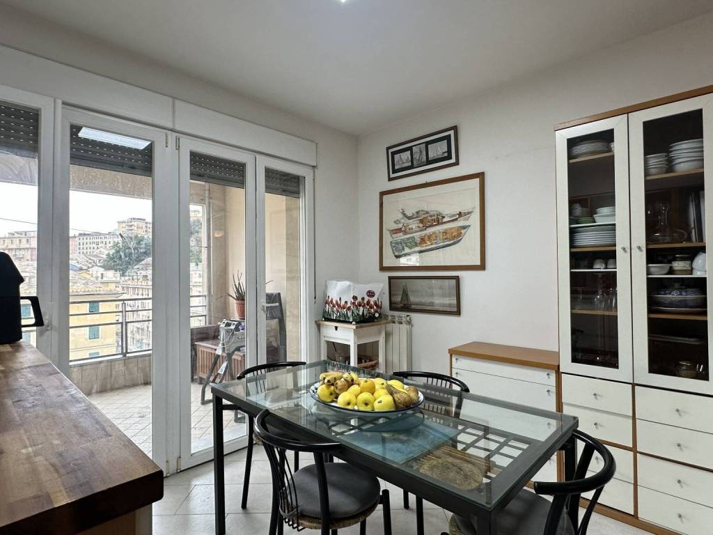 appartamento in vendita a Genova in zona DiNegro
