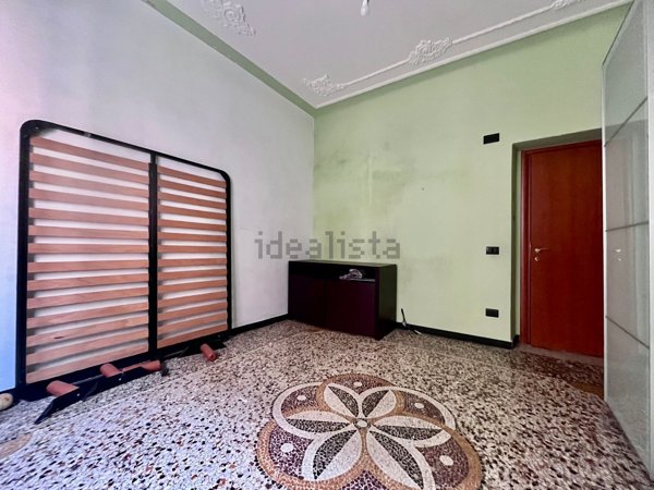 appartamento in vendita a Genova in zona Sestri Ponente