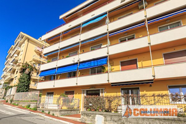 appartamento in vendita a Genova in zona Pegli