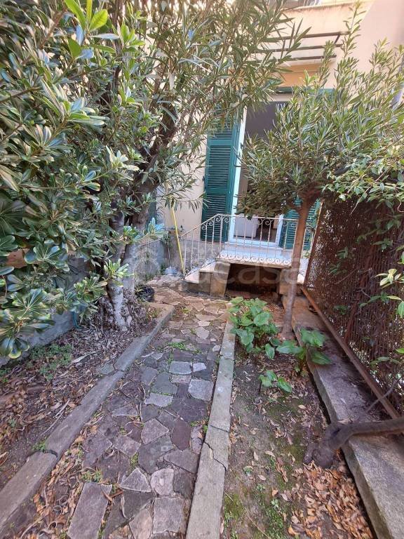 appartamento in vendita a Genova in zona Albaro