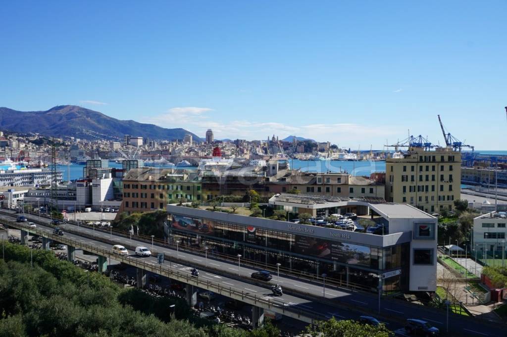 appartamento in vendita a Genova in zona Sampierdarena