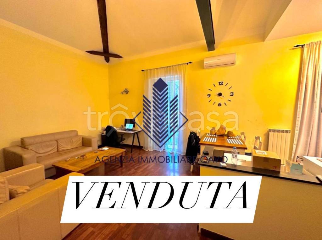appartamento in vendita a Genova in zona Sestri Ponente