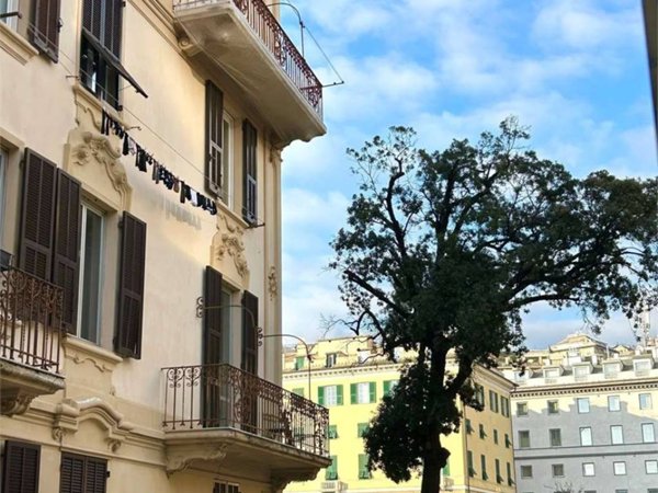 appartamento in vendita a Genova in zona San Vincenzo