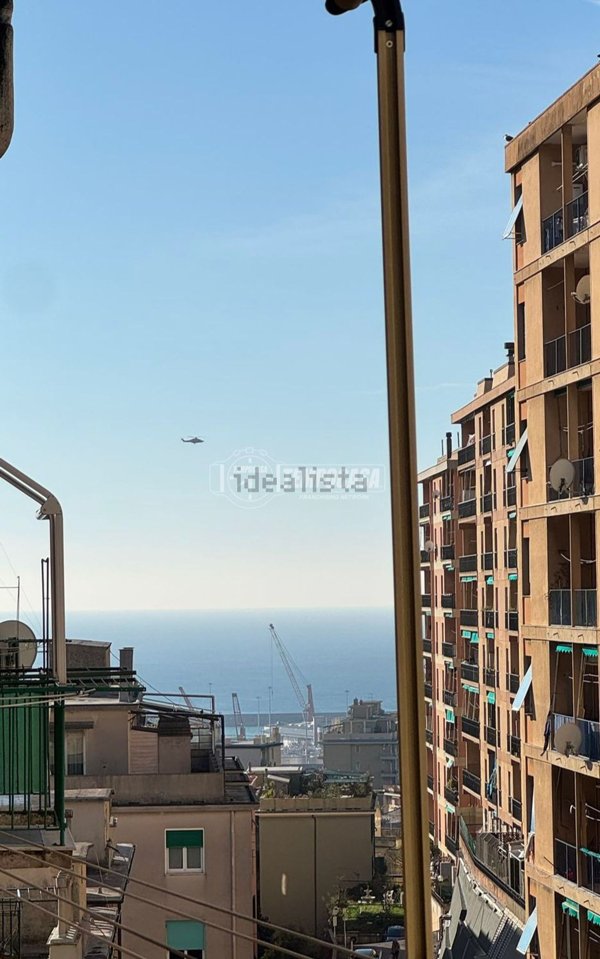 appartamento in vendita a Genova in zona Sampierdarena