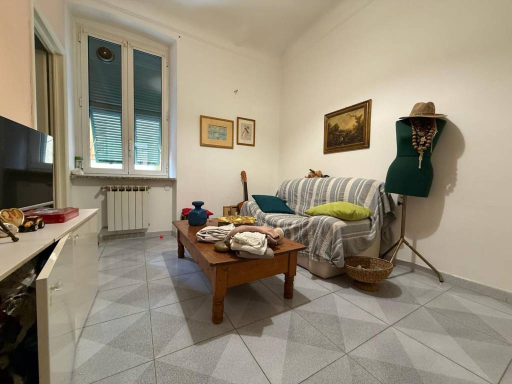 appartamento in vendita a Genova in zona Borzoli