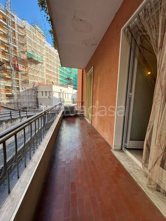 appartamento in vendita a Genova in zona Sestri Ponente