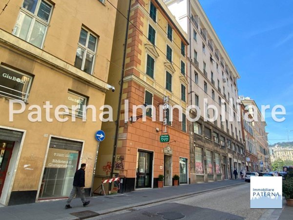 intera palazzina in vendita a Genova in zona Lagaccio / Granarolo