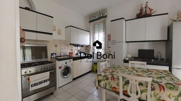 appartamento in vendita a Genova in zona Sampierdarena
