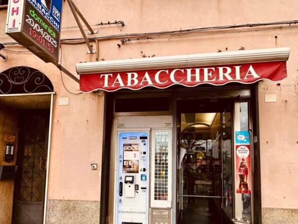 negozio in vendita a Genova in zona Pegli
