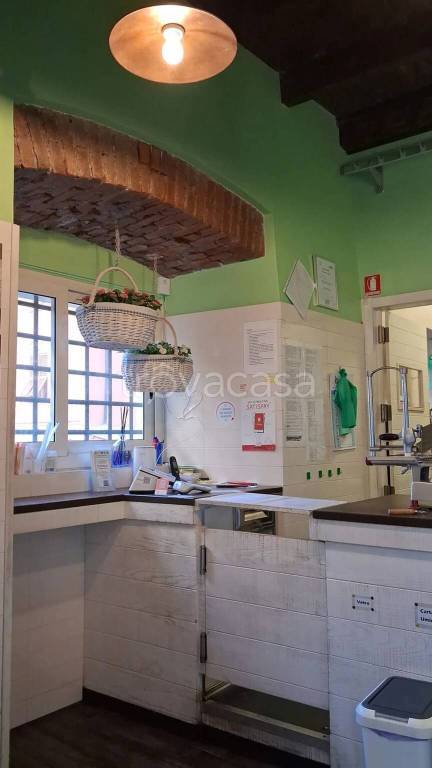 negozio in vendita a Genova in zona Foce