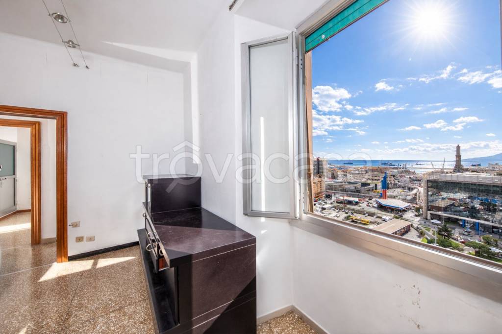 appartamento in vendita a Genova in zona Sampierdarena