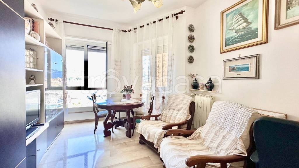appartamento in vendita a Genova in zona DiNegro
