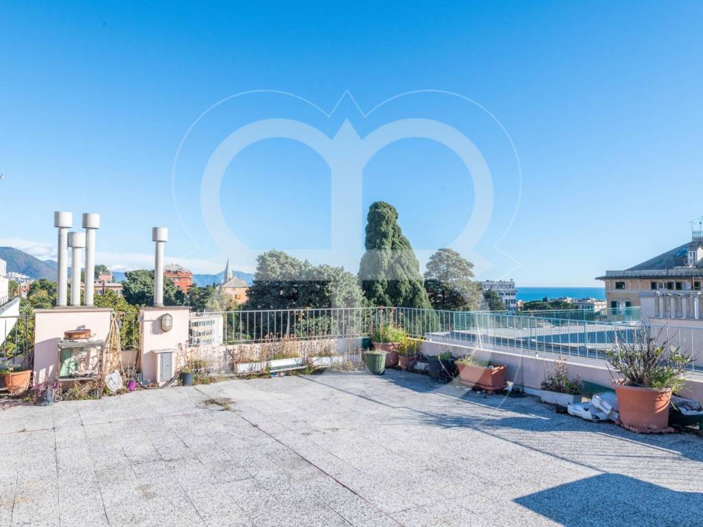 appartamento in vendita a Genova in zona Albaro