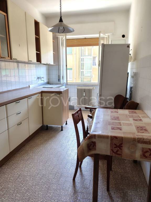 appartamento in vendita a Genova in zona Oregina