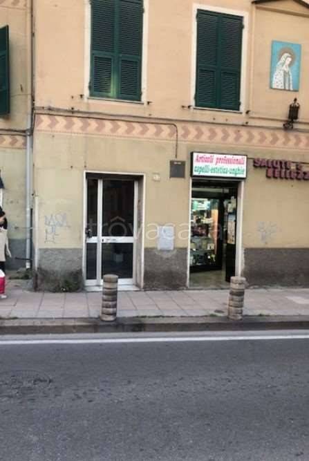 appartamento in vendita a Genova in zona Certosa