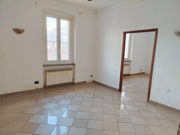 appartamento in vendita a Genova in zona Sampierdarena