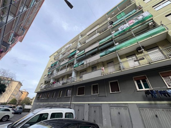 appartamento in vendita a Genova in zona Bolzaneto