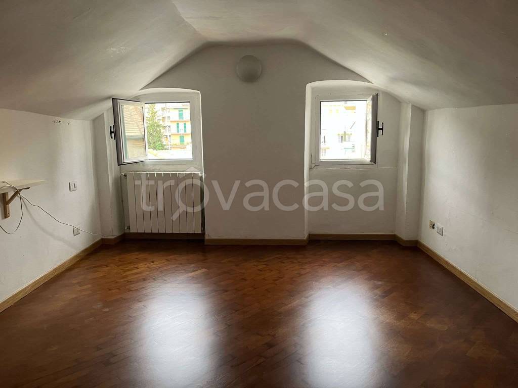 appartamento in vendita a Genova in zona Voltri