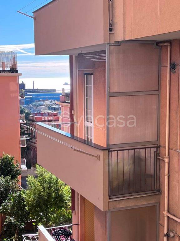 appartamento in vendita a Genova in zona Cornigliano