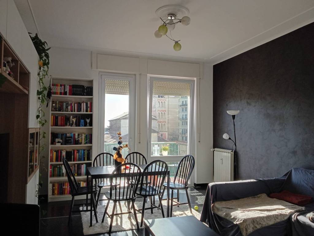 appartamento in vendita a Genova in zona Marassi