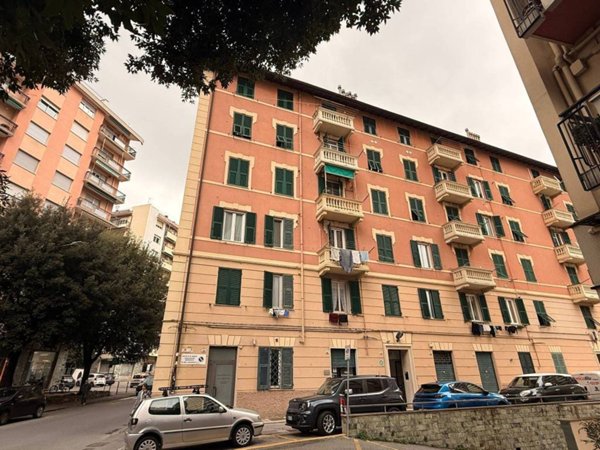 appartamento in vendita a Genova in zona Pegli