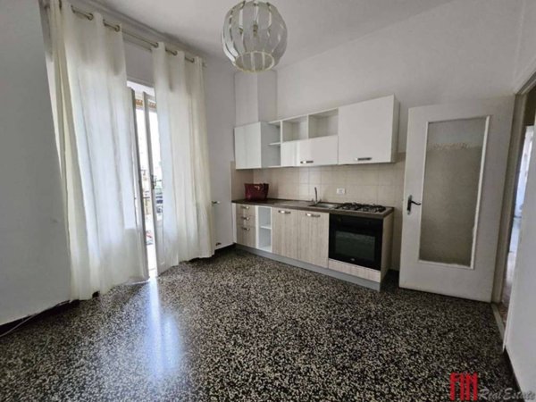 appartamento in vendita a Genova in zona Sestri Ponente