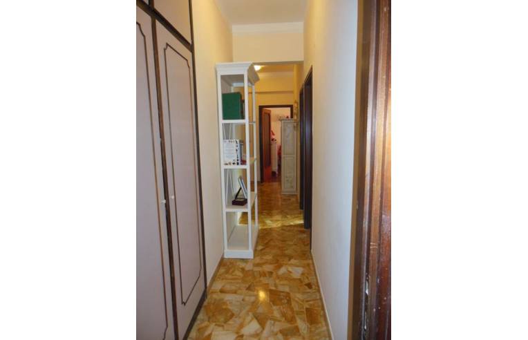 appartamento in vendita a Genova in zona Certosa