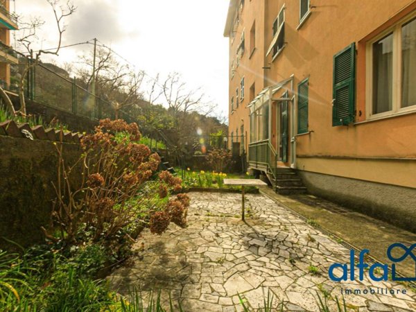 appartamento in vendita a Genova in zona Bolzaneto