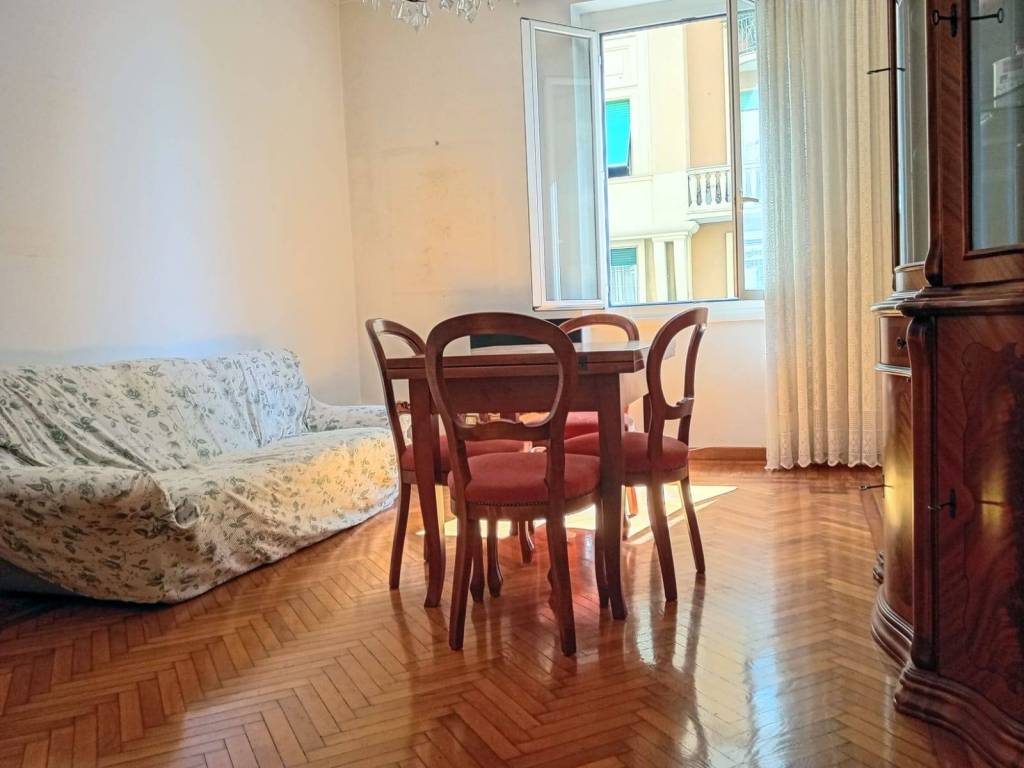 appartamento in vendita a Genova in zona Albaro