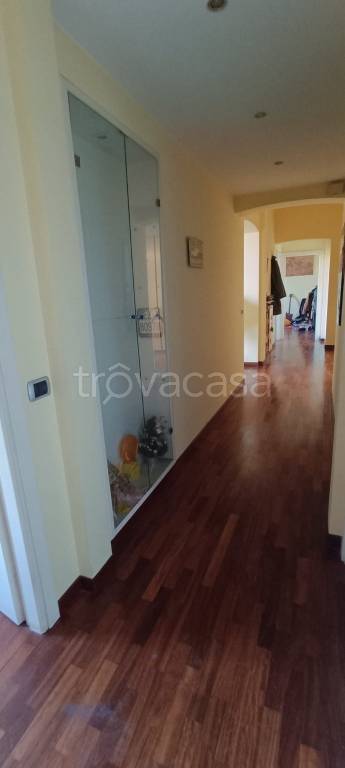 appartamento in vendita a Genova in zona Foce