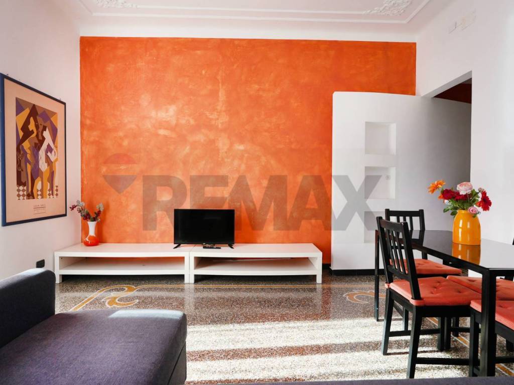 appartamento in vendita a Genova in zona Sestri Ponente