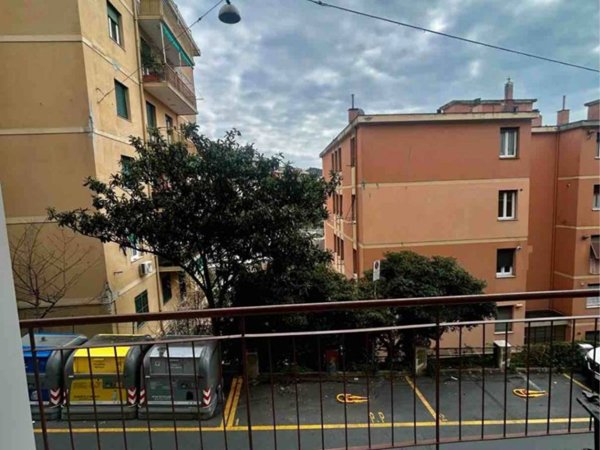 appartamento in vendita a Genova in zona Marassi
