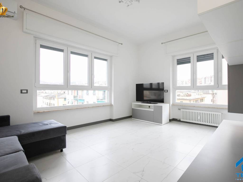 appartamento in vendita a Genova in zona Foce