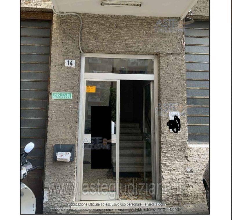 appartamento in vendita a Genova in zona Sampierdarena