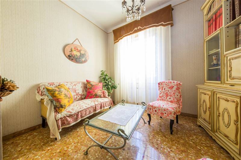 appartamento in vendita a Genova in zona Certosa