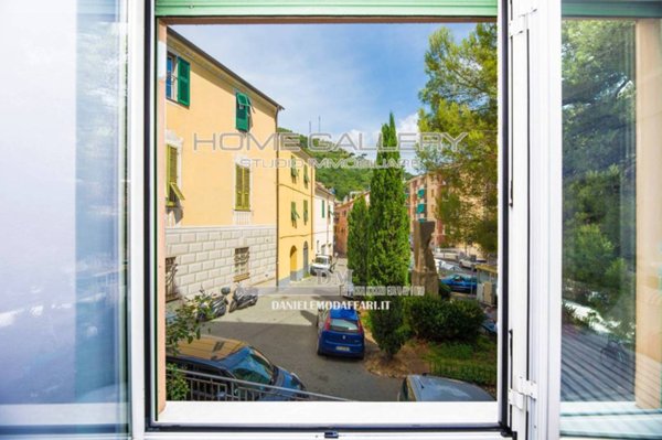 appartamento in vendita a Genova in zona Sestri Ponente