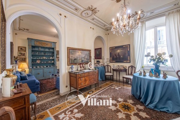 appartamento in vendita a Genova in zona Castelletto