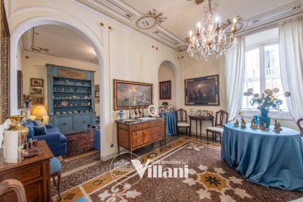 appartamento in vendita a Genova in zona Castelletto