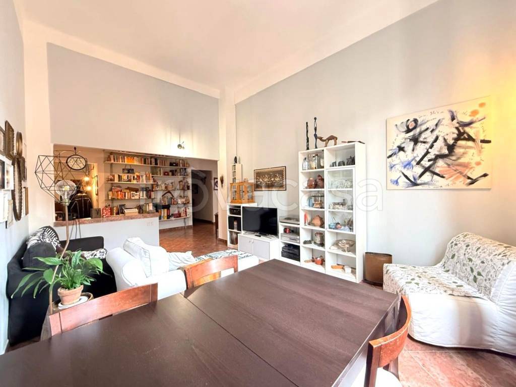 appartamento in vendita a Genova in zona Lagaccio / Granarolo