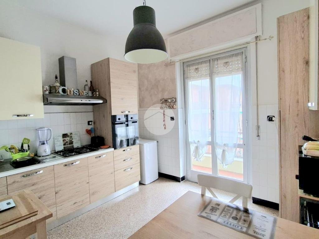 appartamento in vendita a Genova in zona Palmaro / Pra'