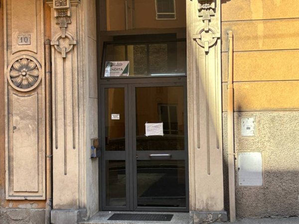 appartamento in vendita a Genova in zona Sottoripa / Maddalena / Molo