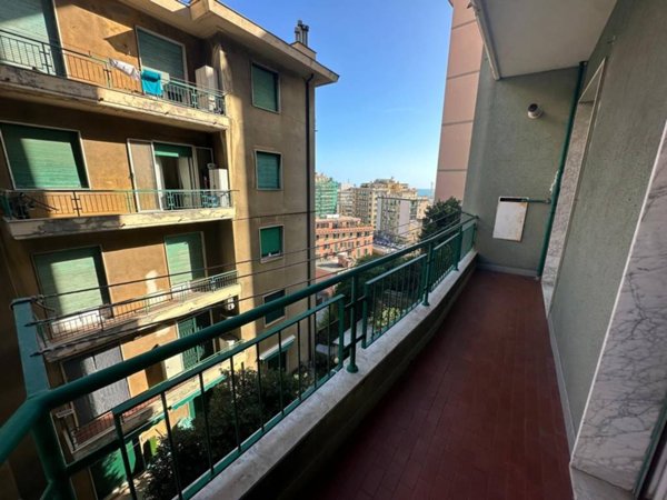 appartamento in vendita a Genova in zona Sampierdarena