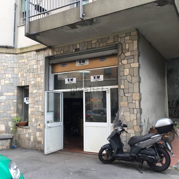 negozio in vendita a Genova