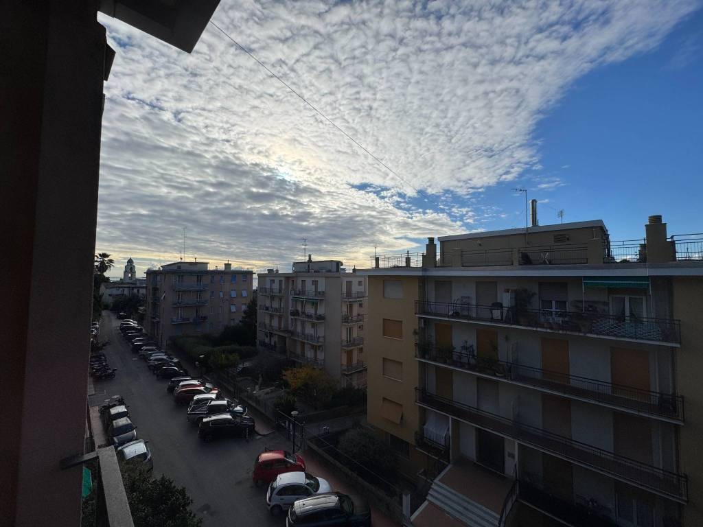 appartamento in vendita a Genova in zona Pegli