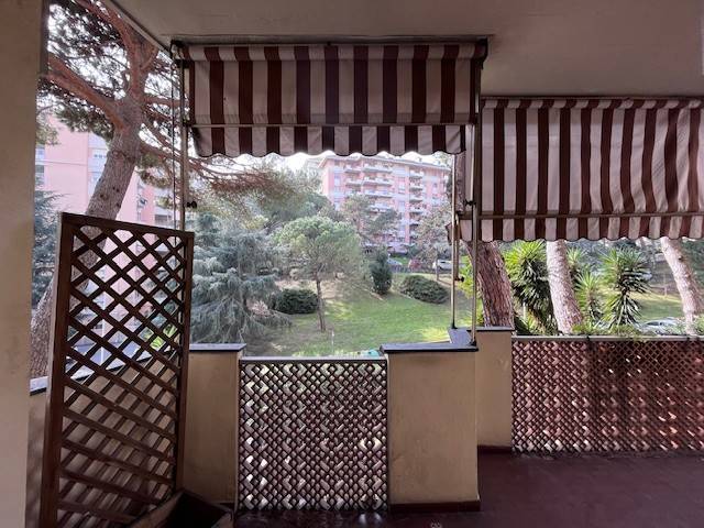 appartamento in vendita a Genova in zona Pegli