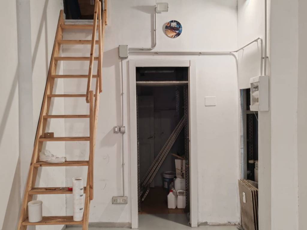 negozio in vendita a Genova in zona San Fruttuoso