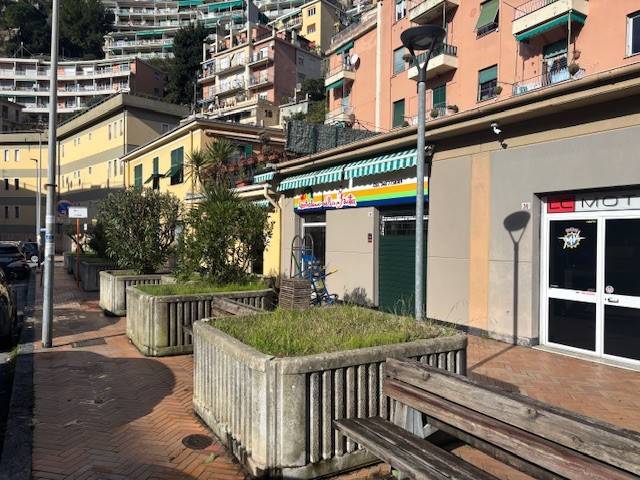 negozio in vendita a Genova in zona Nervi