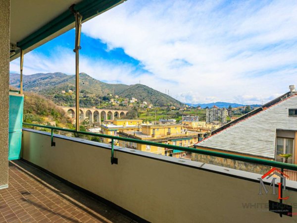 appartamento in vendita a Genova in zona Sestri Ponente