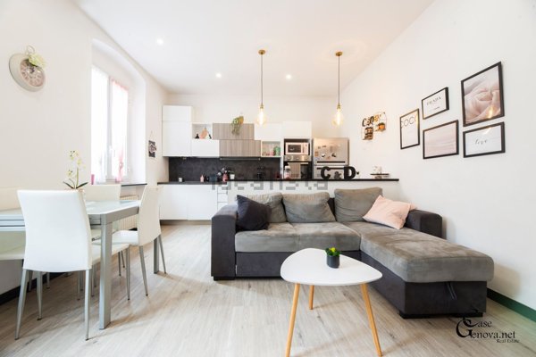 appartamento in vendita a Genova in zona Quezzi